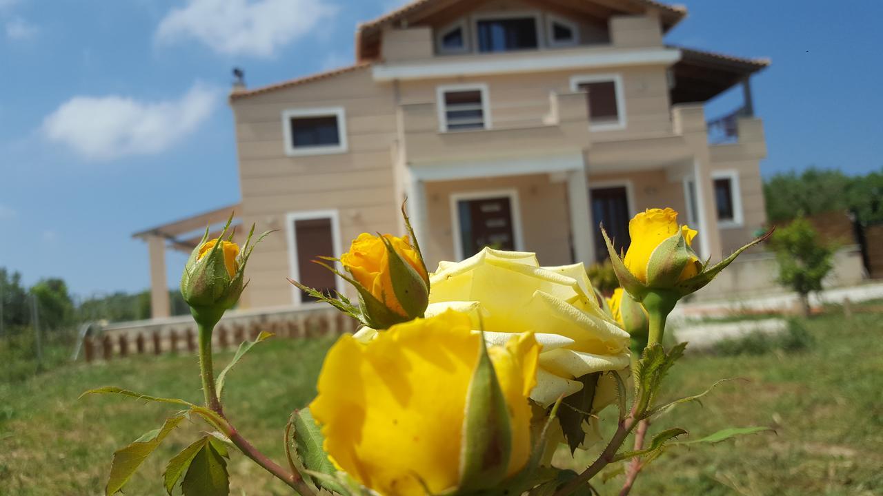 Villa Luna Kalamákion Exteriér fotografie
